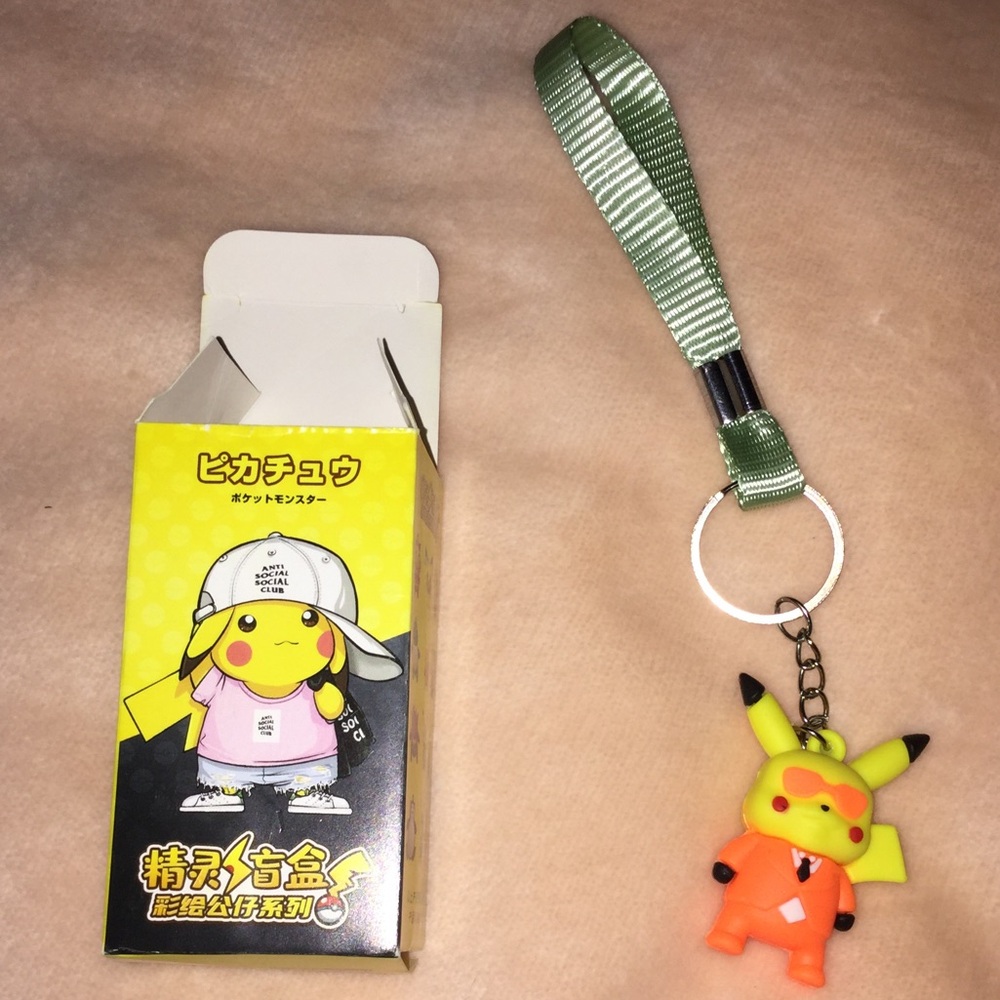 Pikachu Pokemon keychain/ purse charm new in box
